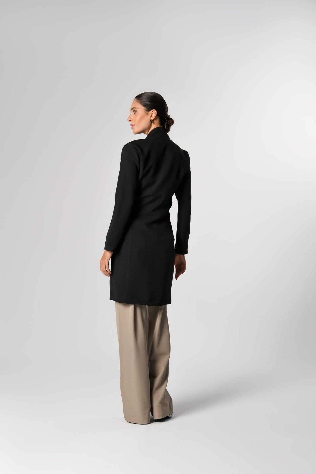 Jaleco Larah Feminino Preto, costas