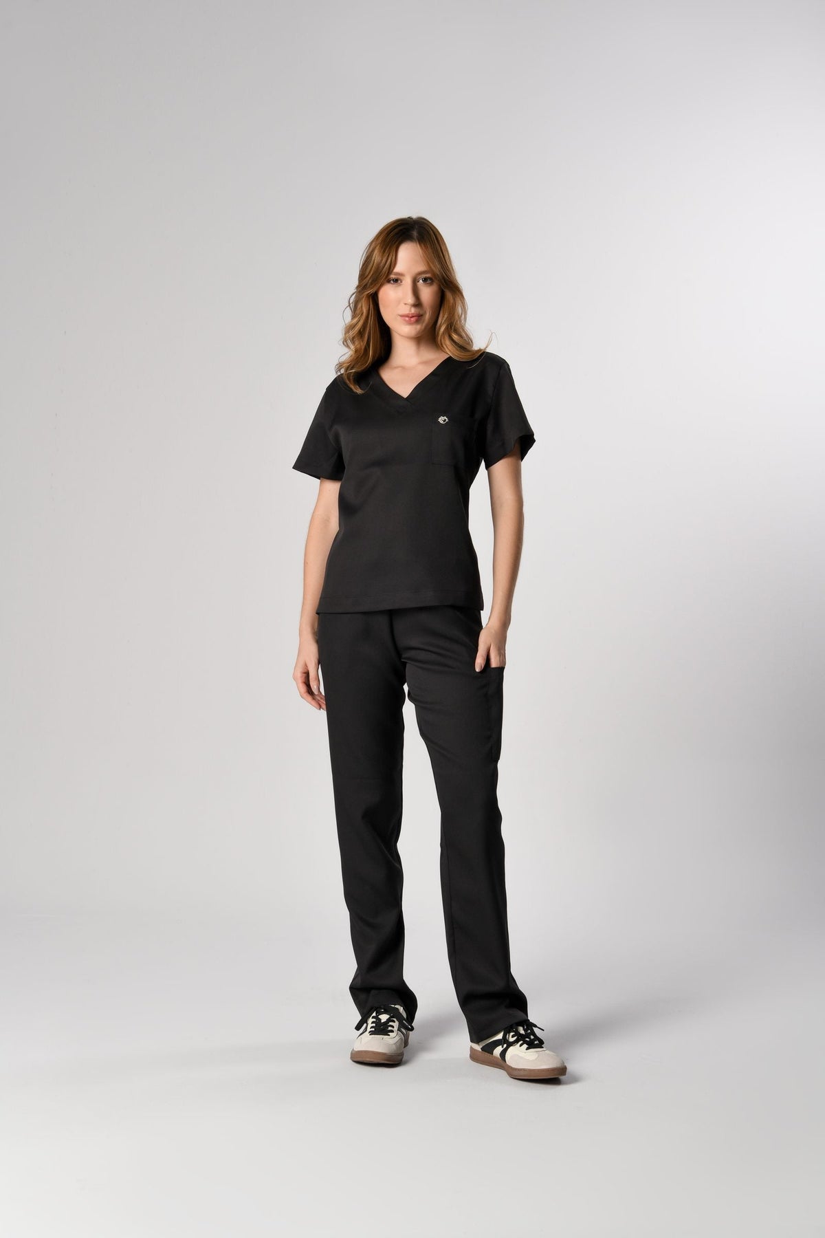 Scrub Basic Feminino Preto, costas