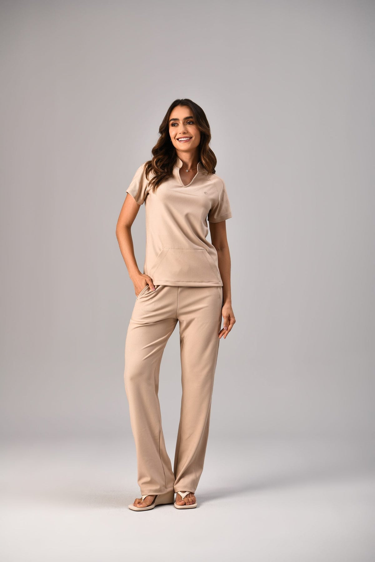 Scrub Destiny Feminino Bege, frente