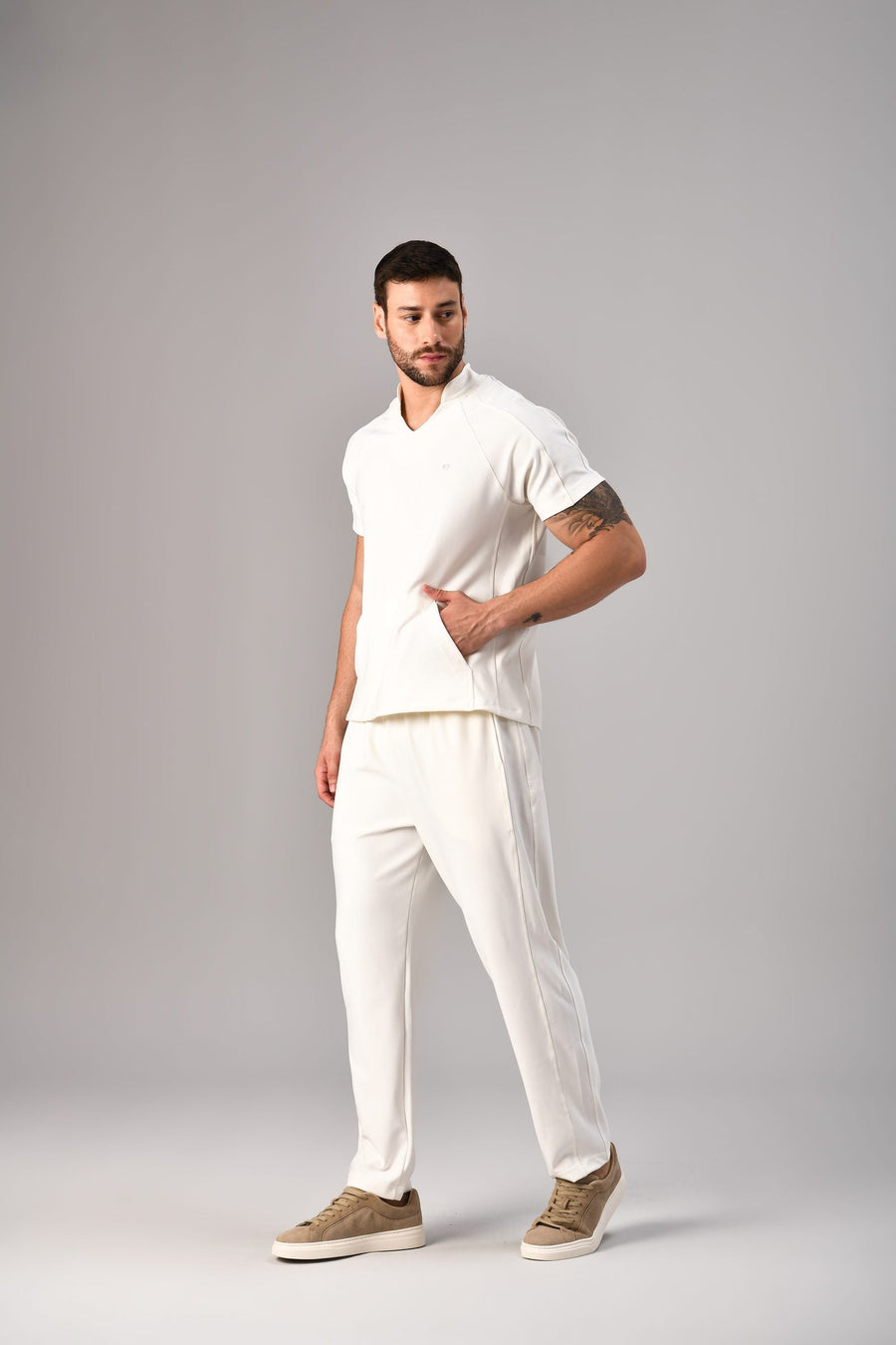 Scrub Destiny Masculino Off White, frente