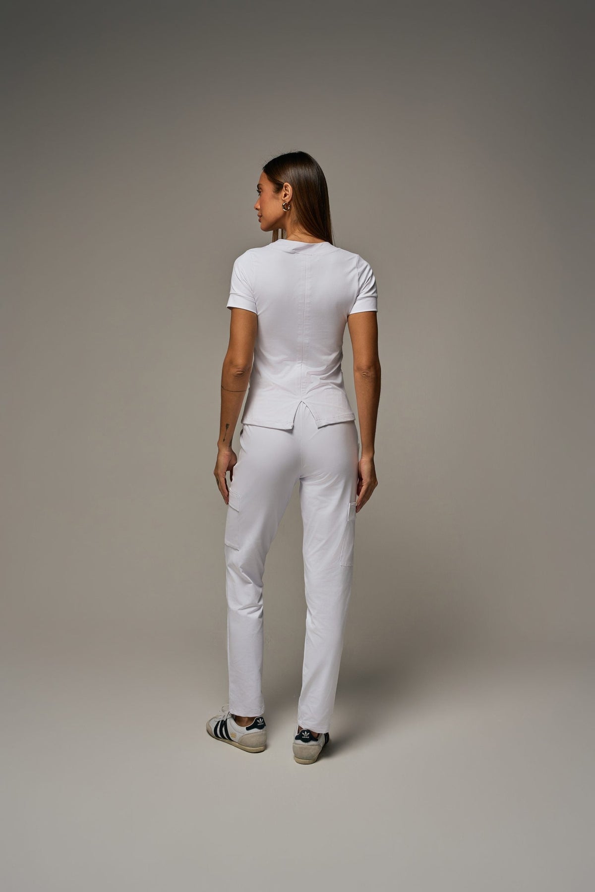 Scrub Flow Feminino Branco, costas