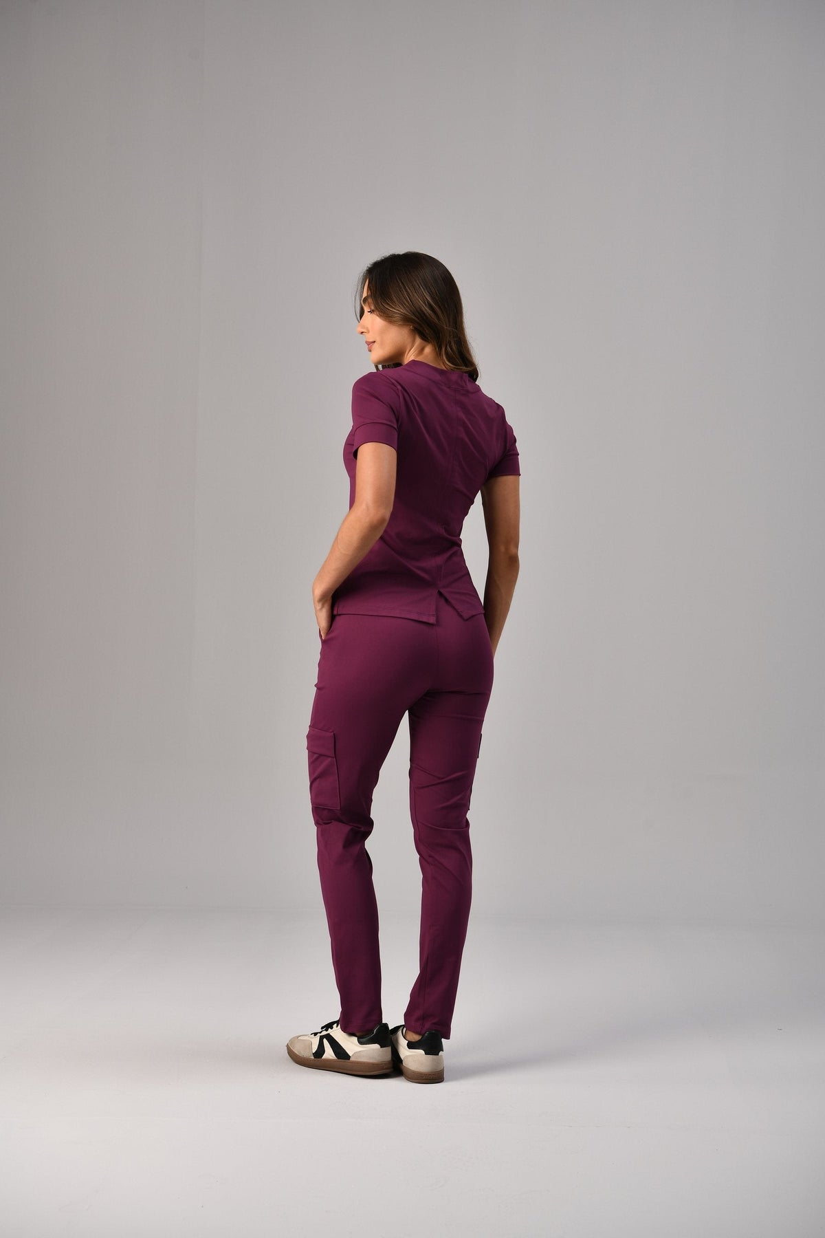 Scrub Flow Feminino Roxo, costas