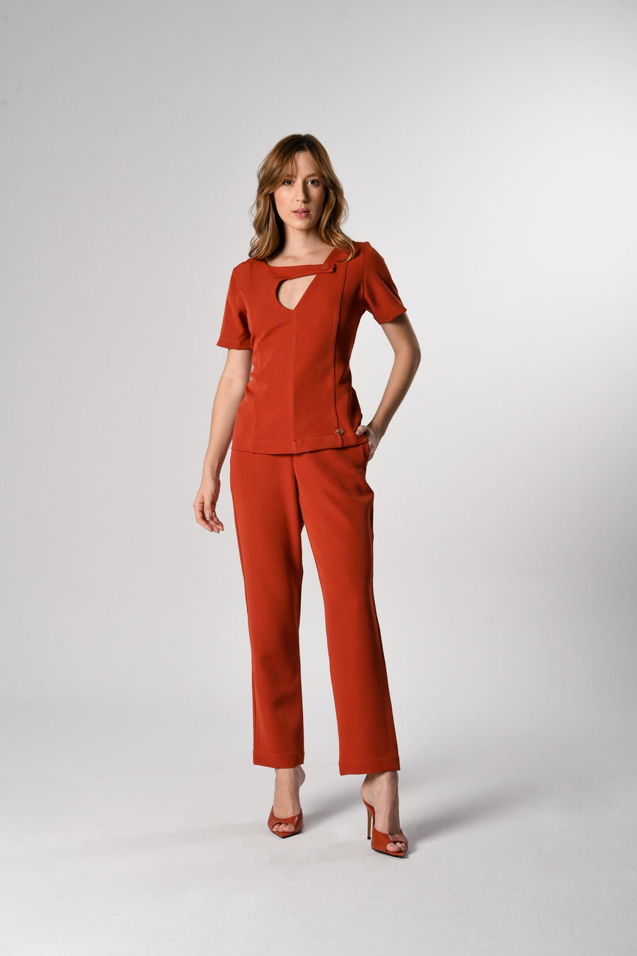 Scrub Juliana Feminino Telha, frente