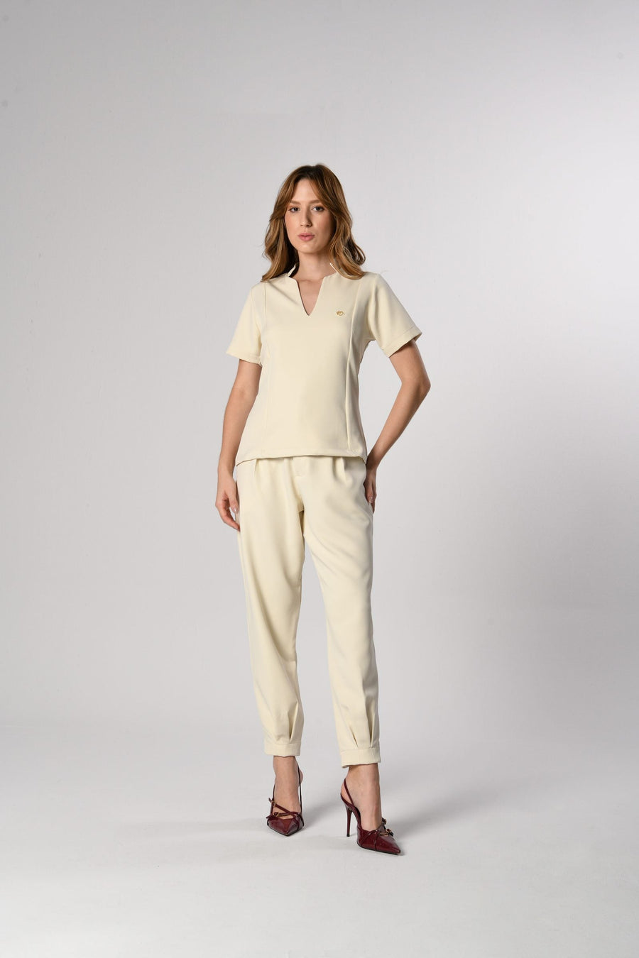 Scrub Paty Feminino Bege, frente